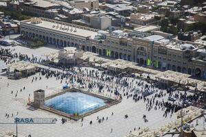 گلباران حرم حضرت فاطمه معصومه (سلام‌الله‌علیها) در سالروز ورود بانوی کرامت به قم