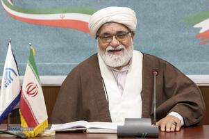 محفل خاطره‌گویی رزمندگان روحانی دفاع مقدس