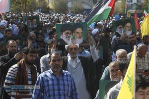 راهپیمایی بشارت نصر در قم