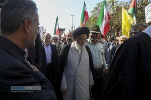 راهپیمایی بشارت نصر در قم