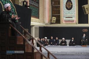 عزاداری شام شهادت حضرت فاطمةالزهرا (سلام‌الله‌علیها) در حسینیه امام خمینی (ره)