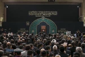 عزاداری شام شهادت حضرت فاطمةالزهرا (سلام‌الله‌علیها) در حسینیه امام خمینی (ره)