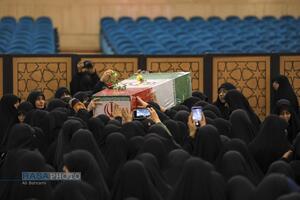 همایش بزرگ طلایه داران مقاومت و گرامیداشت هفته بسیج