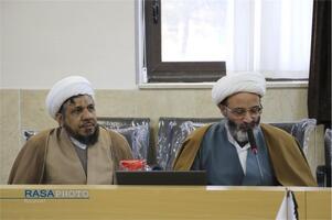 نشست مدیران مراکز حوزوی اصفهان با آیت الله شب زنده دار