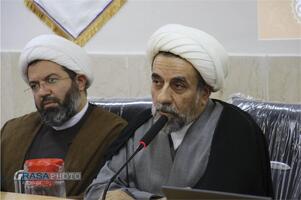 نشست مدیران مراکز حوزوی اصفهان با آیت الله شب زنده دار