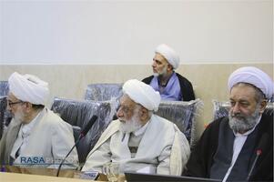 نشست مدیران مراکز حوزوی اصفهان با آیت الله شب زنده دار