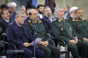 دیدار دست‌اندرکاران کنگره شهدای استان البرز با رهبر معظم انقلاب