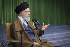 دیدار دست‌اندرکاران کنگره شهدای استان البرز با رهبر معظم انقلاب