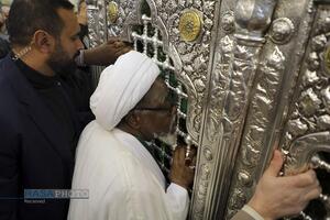 تشرف شیخ زکزاکی به زیارت حرم حضرت فاطمه معصومه (س)