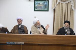 جلسه جامعه مدرسین حوزه علمیه با حضور جبلی رئیس رسانه ملی