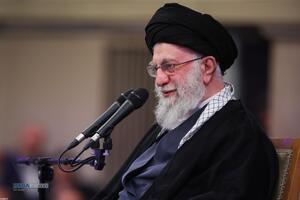 دیدار خانواده شهدای اقتدار با رهبر انقلاب در روز میلاد امیرالمومنین (علیه‌السلام)