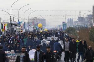 حضور میلیونی مشتاقان حضرت ولی عصر (عج) در مسیر مسجد مقدس جمکران