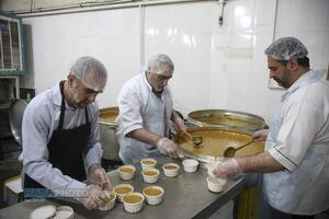 بسته بندی افطاری ساده حرم مطهر کریمه اهلبیت (س)