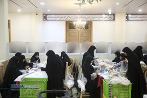 بسته بندی افطاری ساده حرم مطهر کریمه اهلبیت (س)