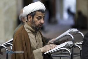 آئین جزء‌خوانی قرآن کریم در حرم کریمه اهل‌بیت (ع)