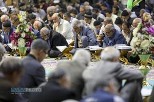 آئین جزء‌خوانی قرآن کریم در حرم کریمه اهل‌بیت (ع)