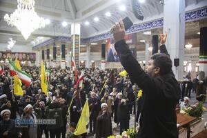 عزاداری ظهر اربعین رهبر شهید انقلاب در حرم بانوی کرامت