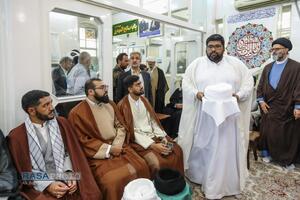 جشن عمامه‌گذاری طلاب در روز عید غدیر
