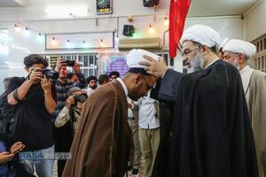 جشن عمامه‌گذاری طلاب در روز عید غدیر