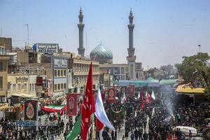 نماز جماعت و عزاداری ظهر عاشورای حسینی در قم