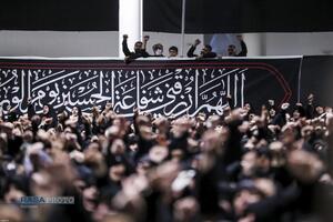 مراسم وداع با پیکر امام شهید انقلاب اسلامی در جوار حسینیه امام خمینی (ره)