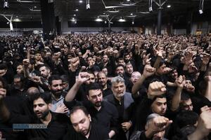 مراسم وداع با پیکر امام شهید انقلاب اسلامی در جوار حسینیه امام خمینی (ره)