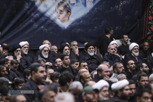 مراسم وداع با پیکر امام شهید انقلاب اسلامی در جوار حسینیه امام خمینی (ره)