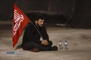 حال و هوای مصلی تهران ساعتی پیش از ورود پیکر مطهر رهبر شهید انقلاب