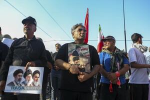 حال‌وهوای دلدادگان رهبر شهید انقلاب در نخستین روز وداع