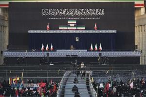 دومین روز مراسم وداع با ولی امر مسلمین