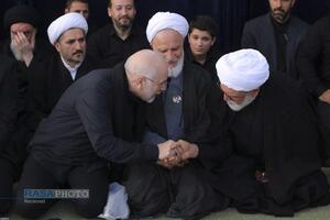 اقامه نماز بر پیکر مطهر رهبر شهید انقلاب اسلامی