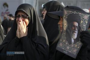 تشییع تاریخی رهبر شهید انقلاب در تهران