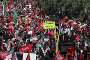 تشییع تاریخی رهبر شهید انقلاب در تهران